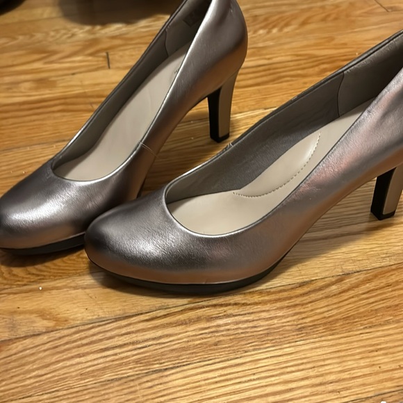 Clarks Shoes - Clark’s collection by Clarks leather ultimate comfort heels